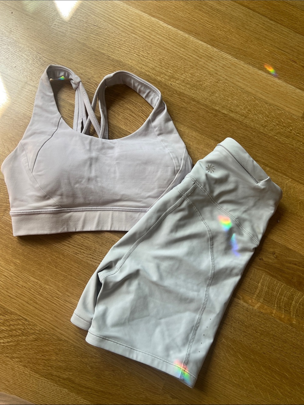 Lululemon Athleta Icy ❄️ bundle XXS 2
